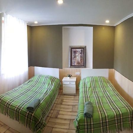 Guest House Mart Villa Martvili Ngoại thất bức ảnh